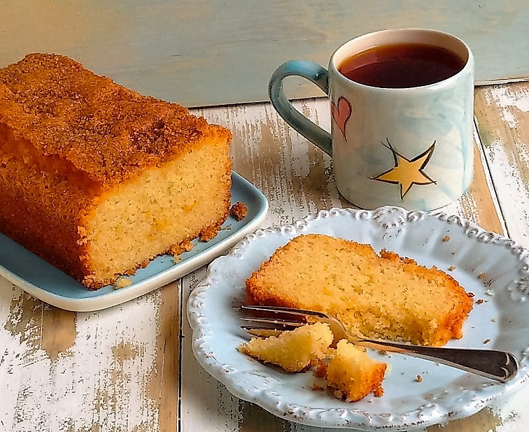 Gluten-free_courgette_and_lemon_loaf_cake