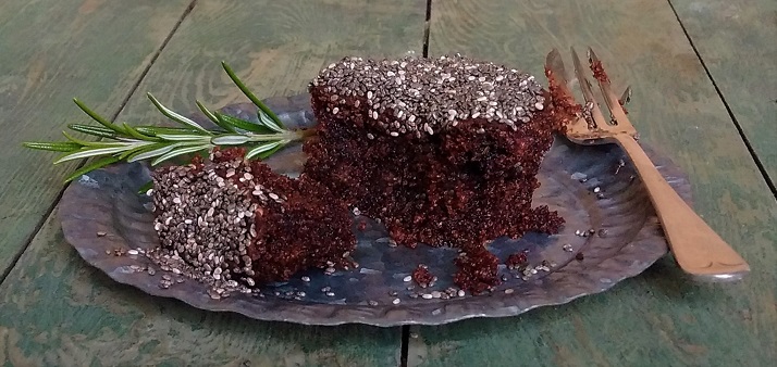 Gluten-free_vegan_baking:_chocolate_and_rosemary_muffin