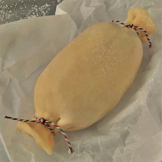 Freshly_made_chocolate_haggis