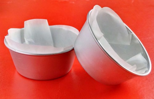 Prepared_tins_for_steaming