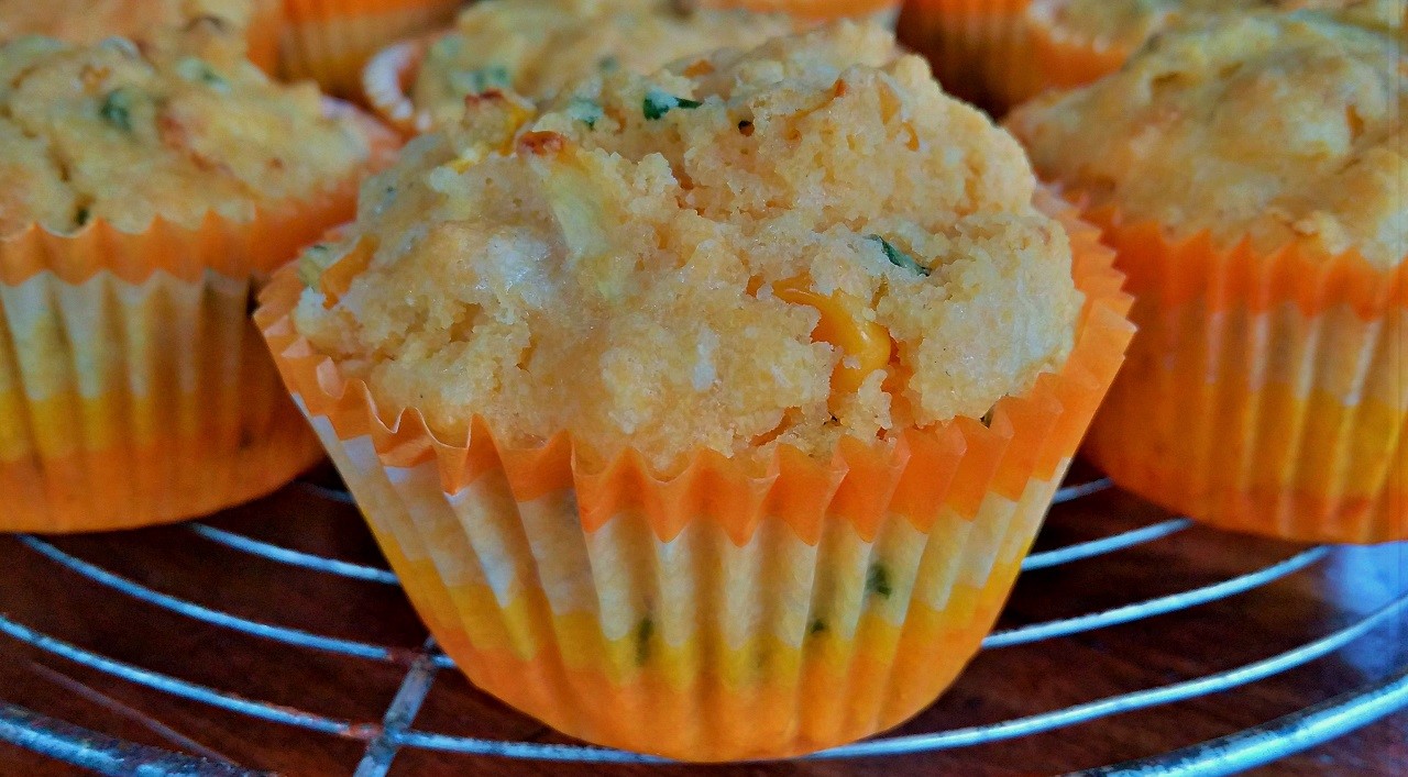 Warm_sunshine_muffins_on_a_cooling_rack