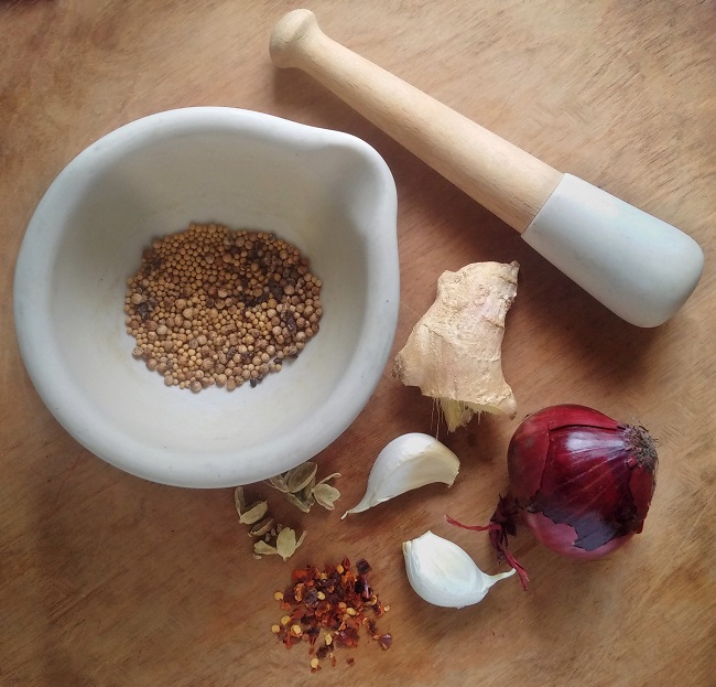 Collection_of_spices_to_make_a_spice_paste