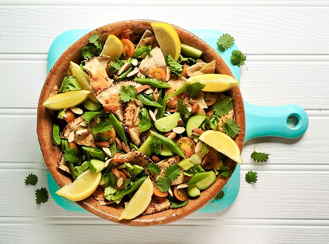 Runner_bean_fattoush-style_salad