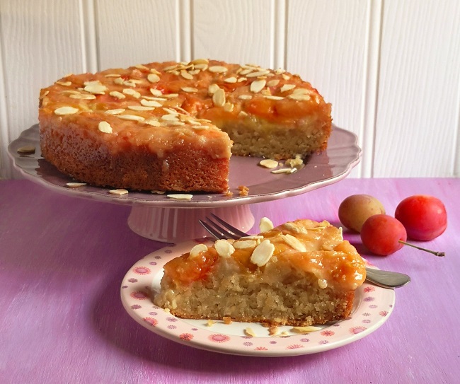 Vegan_upside-down_plum_and_marzipan_cake