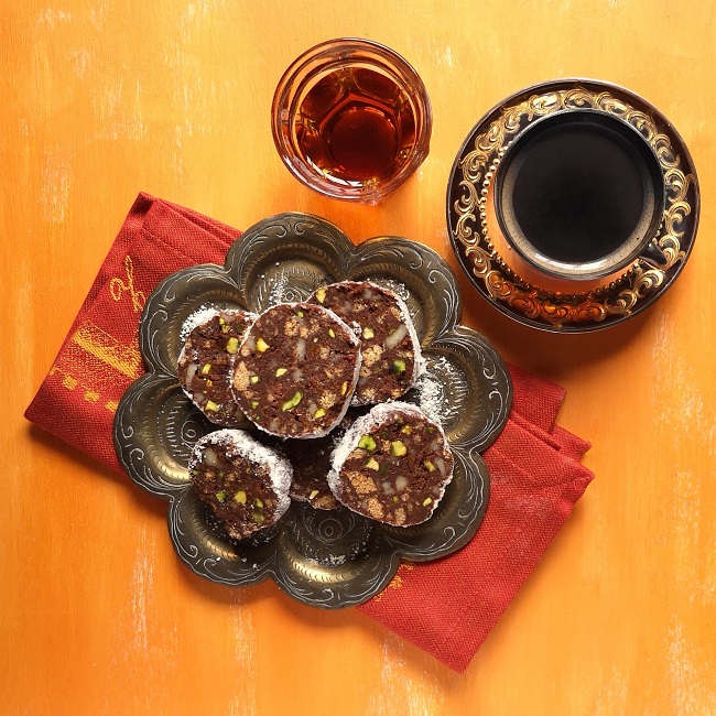 Slices_of_chocolate_salami