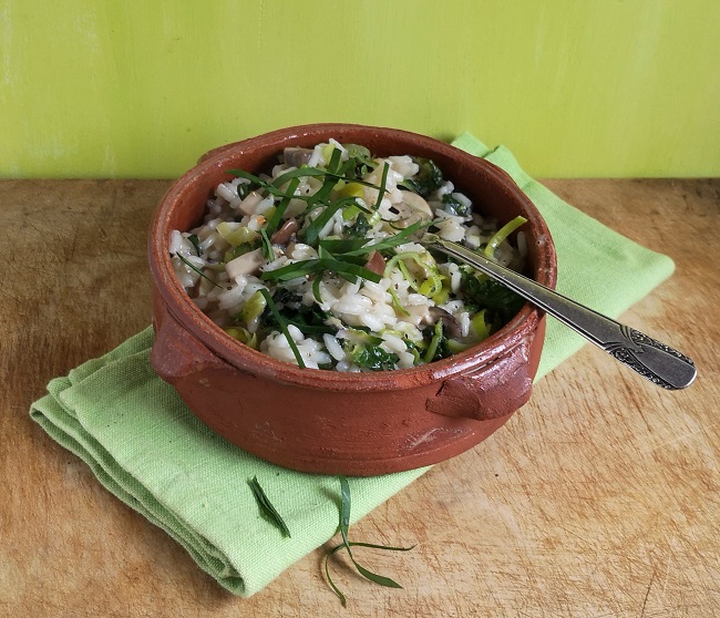 Sprng_green_risotto_with_wild_garlic_and_chestnut_mushrooms