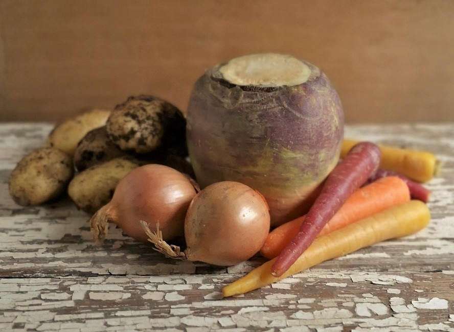 Still-life_of_root_vegetables_for_making_Stovies