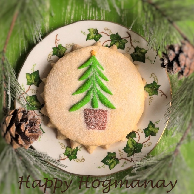 Scottish_shortbread_with_Christmas_tree_motif