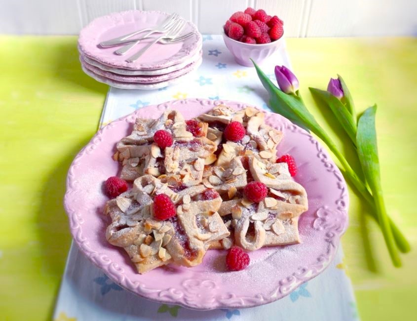 Homemade_gluten-free_dairy-free_vegan_rough_puff_pastry_raspbery_and_almond_pastries