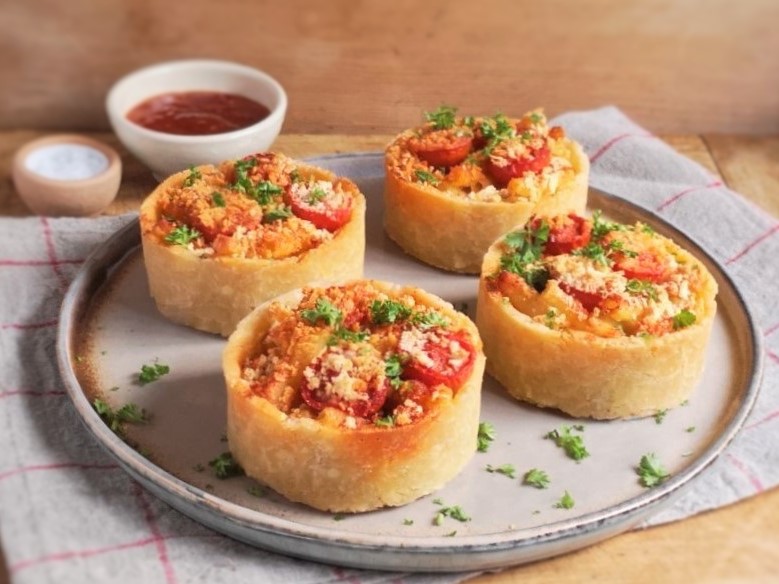 A_plate_of_gluten-free_dairy-free_homemade_macaroni_pies