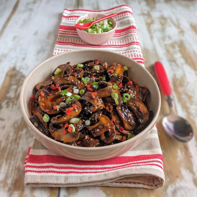 Bowl_of_Gochujang_mushrooms