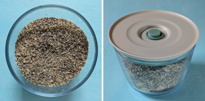 Calcium-rich_ground_seeds_and_almond_mix