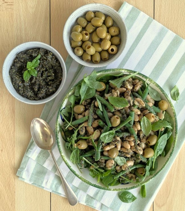 Bean_and_pesto_salad_rich_in_calcium