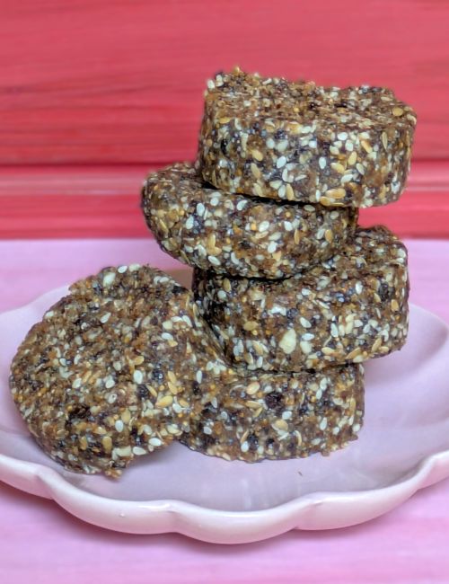 Stack_of_gluten-free_dairy-free_vegan_calcium-rich_fig_roll_slices